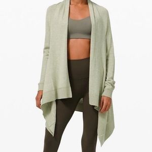 NWT Lululemon Cashlu Knit Wrap